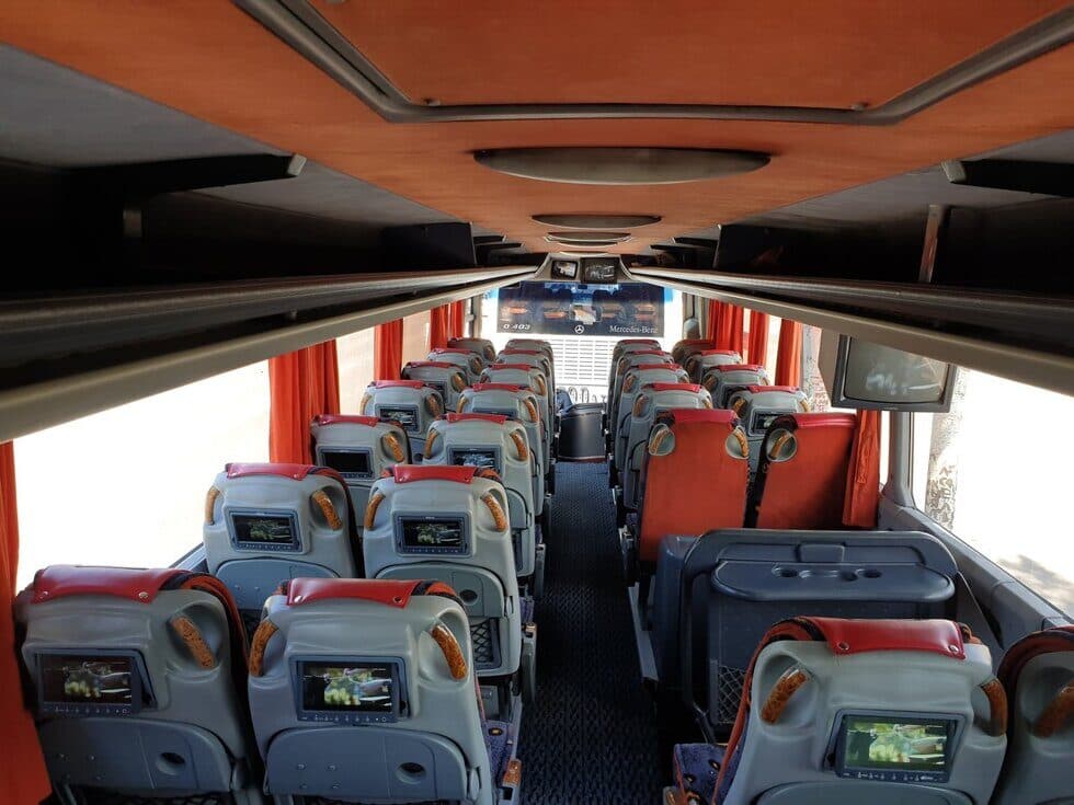 Рейсовый автобус Алматы-Иссык-Куль 1